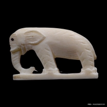 ช้างงาแกะวัดโพธิสัมพันธ์ ปลุกเสกโดยหลวงปู่ทิม วัดละหารไร่