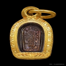 ปรกจ้อย ปู่ทิม ปี17 หน้าเล็ก หูขีด ผิวไฟแดงๆ+ทองฝังเพชรแท้