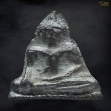 พระนางกำแพง พิมพ์ฐานตาราง เนื้อชินเงิน จ.กำแพงเพชร