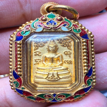 หลวงพ่อโสธร แปดเหลี่ยมเนื้อทองคําปี62 