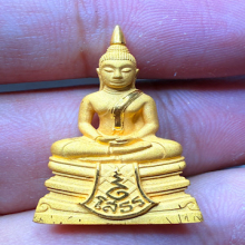 หลวงพ่อโสธร เนื้อทองคําพิมใหญ่ รุ่น100ปีตํารวจ