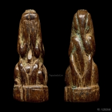 พระปิดตาไม้แกะ