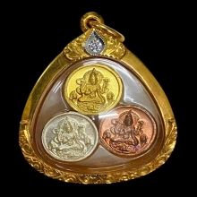 พระทองคำ จตุคามรามเทพ รุ่น สัจจะอธิษฐาน บุโรพุทโธ 