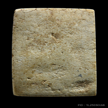 พระสมเด็จวัดเกศไชโย พิมพ์หกชั้น อกตลอด