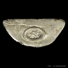 รูปหล่อ หลวงปู่คร่ำ รุ่นอายุครบ72ปี เนื้อเงิน ปี2532 สภาพสวย