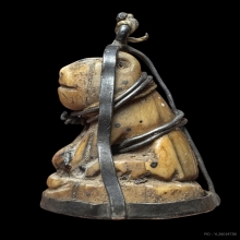 เสือหุบปากหลวงพ่อปานวัดคลองด่าน