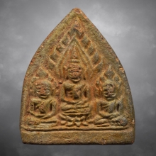 พระเนื้อดินพิมพ์ตรีกายหลวงพ่อเต๋ วัดสามง่าม ปี2507