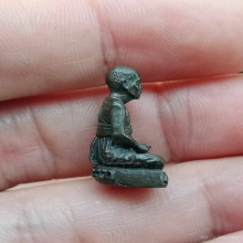 รูปหล่อสร้างบารมีปี 19 เนื้อนวะ หลวงพ่อคูณ