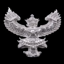 พญาครุฑ รุ่นแรก พ่อท่านเขียว วัดห้วยเงาะ เนื้อเงิน ปี 2556