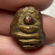 ลูกไม้กัลยา พิมพ์พระพุทธ หลวงพ่อพริ้ง วัดแจ้ง เกาะสมุย 