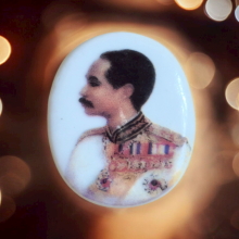 ล็อกเก็ตกระเบื้อง ร.5 หลังแผ่นเงิน หลวงพ่อเกษม เขมโก ปี 35