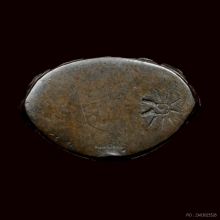 พระกริ่งรุ่นแรก ตอกโค๊ต 9 แฉก หลวงปู่โต๊ะ