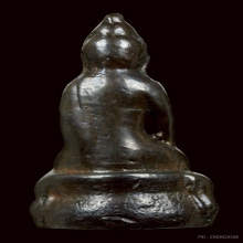 พระกริ่งรุ่นแรก ตอกโค๊ต 9 แฉก หลวงปู่โต๊ะ