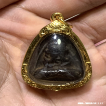 พระปิดตาหลวงพ่อทับ วัดทอง เนื้อผงคลุกรัก