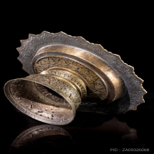 โตกถมทองยุครัตนะโกสินทร์