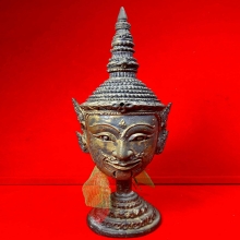 เศียรพระลักษณ์หน้าทอง ขนาดตั้งบูชา หลวงปู่กาหลง เขี้ยวแก้ว