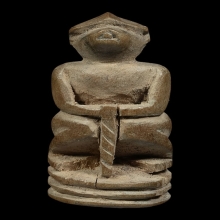 ลิง หลวงพ่อดิ่ง วัดบางวัว เนื้อไม้พุดซ้อน ( องค์ที่ 2 )