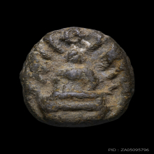 พระคงเนื้อผงหลวงพ่อเหลือวัดสาวชะโงก