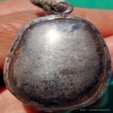 เบี้ยแก้ ลพ.คำ วัดโพธิ์ปล้ำ เขย่าได้ยินเสียงปรอท