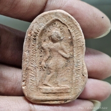 พระพิมพ์ลีลาข้างขีดปีกเกิน ยุคต้น หลวงพ่อโหน่ง วัดคลองมะดัน