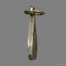 เหรียญชินราชบัวผุดหลวงพ่อวงศ์ วัดบ้านค่าย แบบตัดชิด