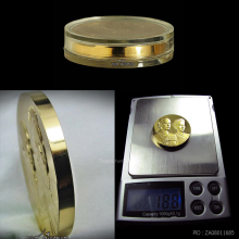 หาได้ยากยิ่ง เหรียญพระราชทานในหลวงร.9ราชินี สวยมากๆกล่องเดิม