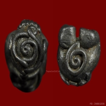 พระปิดตา หลวงพ่อทับ วัดทอง พิมพ์ตุ๊กตานั่งยอง