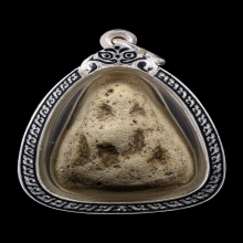 พระผงกระดูกผี วัดโพธิ์ ปี2485 พิมพ์นางพญานิยม