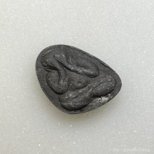 พระปิดตาหลังยัน หลวงปู่โต๊ะ พิมพ์เล็ก เนื้อผงใบลาน พ.ศ. 2521