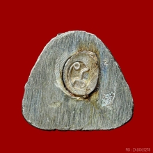 รูปหล่อรุ่นแรก เนื้อเงิน หลวงปู่อนันต์ วัดดอนมะเกลือ สุพรรณ