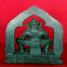 พระบูชาท้าวเวสสุวรรณ เนื้อสนิมเขียวโบราณ รุ่น 70 ปีพุทธสมาคม