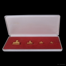 หลวงพ่อทวดรุ่นสร้างเจดีย์ ชุดทองคำ สร้างปี 2533 สวยๆ