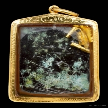 ล็อกเก็ต รุ่น 2 หลังมีเกศา+ตะกรุดทอง หลวงปู่โต๊ะ