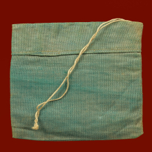 คุณแม่บุญเรือน ถุงเขียว