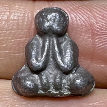 ปิดตาพ่อเดิม วัดหนองโพธิ์ ตะกั่วหน้าเดียวหลังยันต์ สวยเดิมๆ