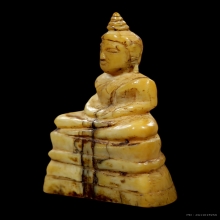 งาแกะเก่าพระพุทธ บรรจุตะกรุดทองคำ