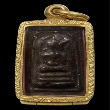 (3)กำแพงแก้วพ่อจีต วัดถ้ำเขาพลู ชุมพร