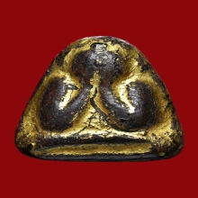 พระปิดตาหลวงพ่อปานวัดเครือวัลย์ยุคต้น