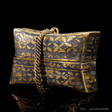 ซองยาถมทอง