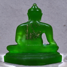 พระแก้ว แกะเก่า หน้าตัก 4 นิ้ว