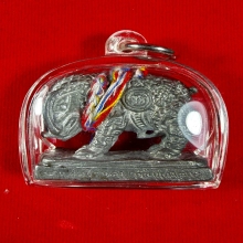 พญาหมูพลิกแผ่นดิน หลวงปู่กาหลง เนื้อตะกั่วรุ่นแรก