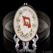 ถาดเจริญพิมพ์ลายธงช้างเผือก