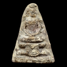 พระกรุวัดสามปลื้ม พิมพ์สามเหลี่ยมใหญ่ จ.กรุงเทพฯ