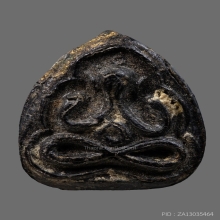 พระปิดตา เนื้อผงคลุกรักจุ่มรักเก่า