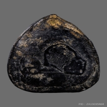 พระปิดตา เนื้อผงคลุกรักจุ่มรักเก่า