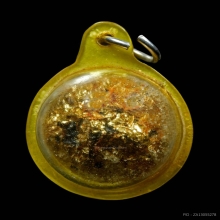 ลูกอมเทียนชัยผสมผงว่านยาและเส้นเกศา ปิดทอง หลวงพ่อพรหม 