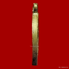 เหรียญรุ่นแรกพ่อท่านนุ้ย วัดอัมพาราม(วัดม่วง) ปี.๒๔๗๙