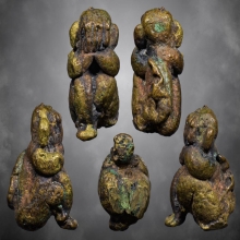 พระปิดตาพิมพ์ปั้นหุ่นเทียน อาจารย์เอียด วัดดอนศาลา ปี2485