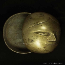 ตลับทองเหลืองโบราณแกะสลัก ขนาด 3.2*2.3 นิ้ว