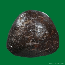 ปิดตาหลวงปู่จีน วัดท่าลาด พิมพ์แข้งหมอนจิ๋ว องค์ดารา